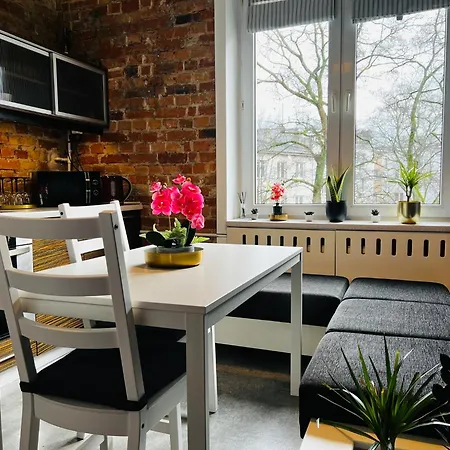 Lejlighed Klimatyczny I Cichy Mokotow